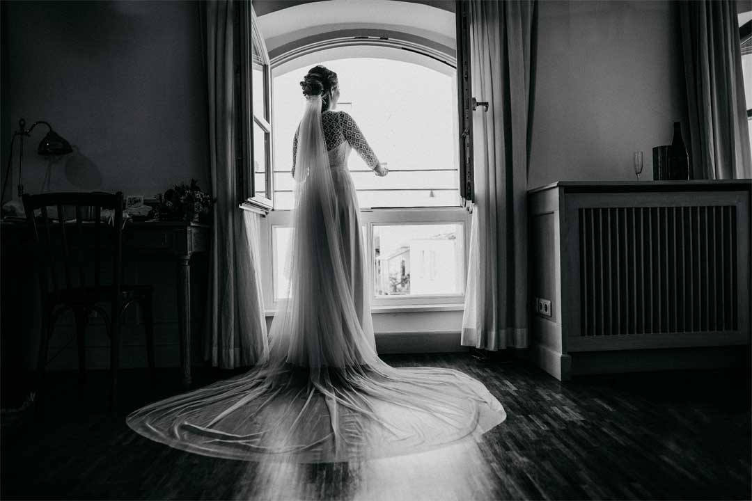 Braut, Hochzeitskleid, Hochzeitsfotograf, Hochzeitsfotografie, Regensburg, Neunburg, Weiden, Schwandorf, Oberpfalz, München, Bayern